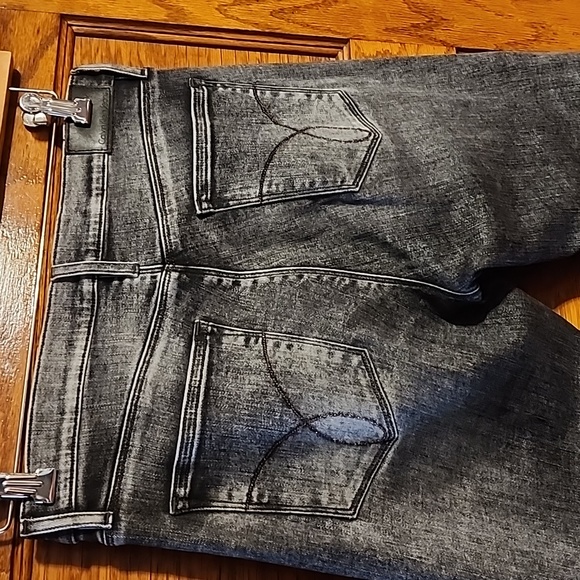 Calvin Klein jeans - Picture 4 of 9